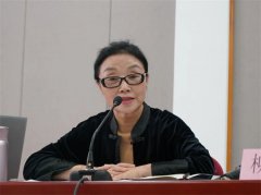 强调中国戏曲的值